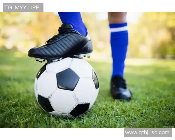 足球场上的风云对话：球星们的激烈较量与背后的故事